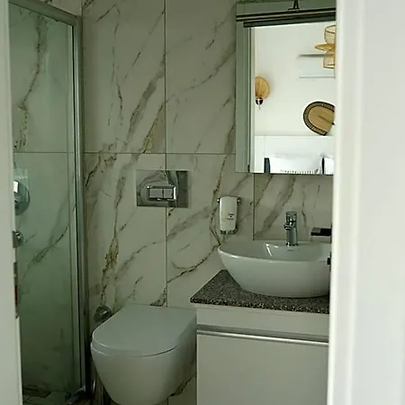Blue Island Luxury Adults Only * Gombe