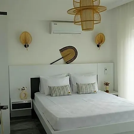 Blue Island Luxury Adults Only فندق Gombe